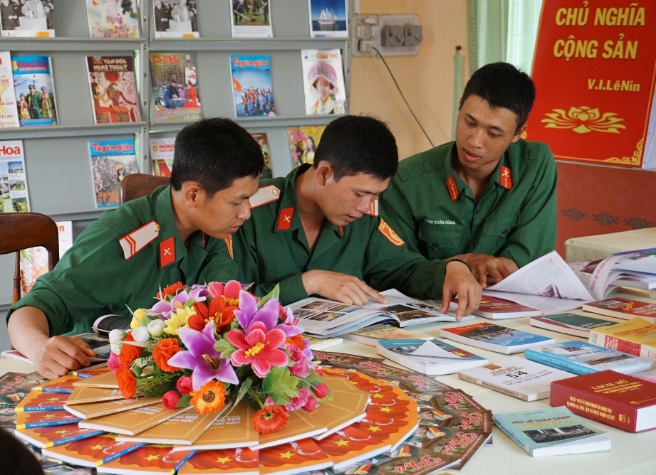 Lan tỏa văn hóa đọc cho bộ đội 